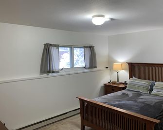 Cozy pet friendly apartment close to downtown Bozeman - Bozeman