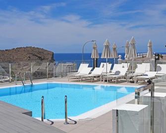 Calypso Boutique Apartments - Puerto Rico - Piscină
