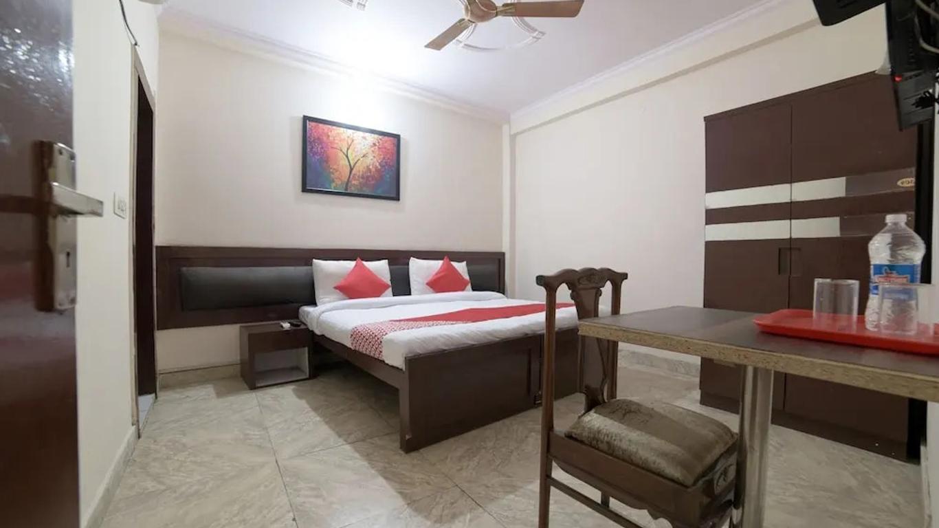 Travel Inn By OYO Rooms