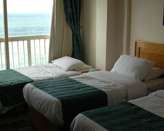 Royal Crown Alexandria Hotel - Alexandria