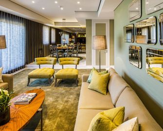 Cidnay - Hotel & Executive Center - Santo Tirso - Sala de estar