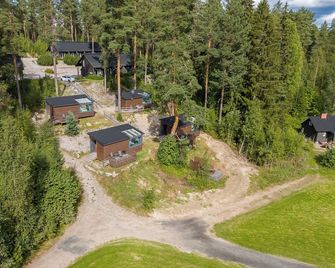 Koskisviitti 2 - Private High Quality Suite with Lake Views - Laukaa - Außenansicht