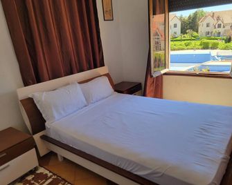 Tremendous 2-bedroom chalet in Ifrane - Ifrane - Chambre