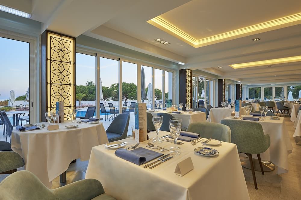 دونا فيليبا هوتل