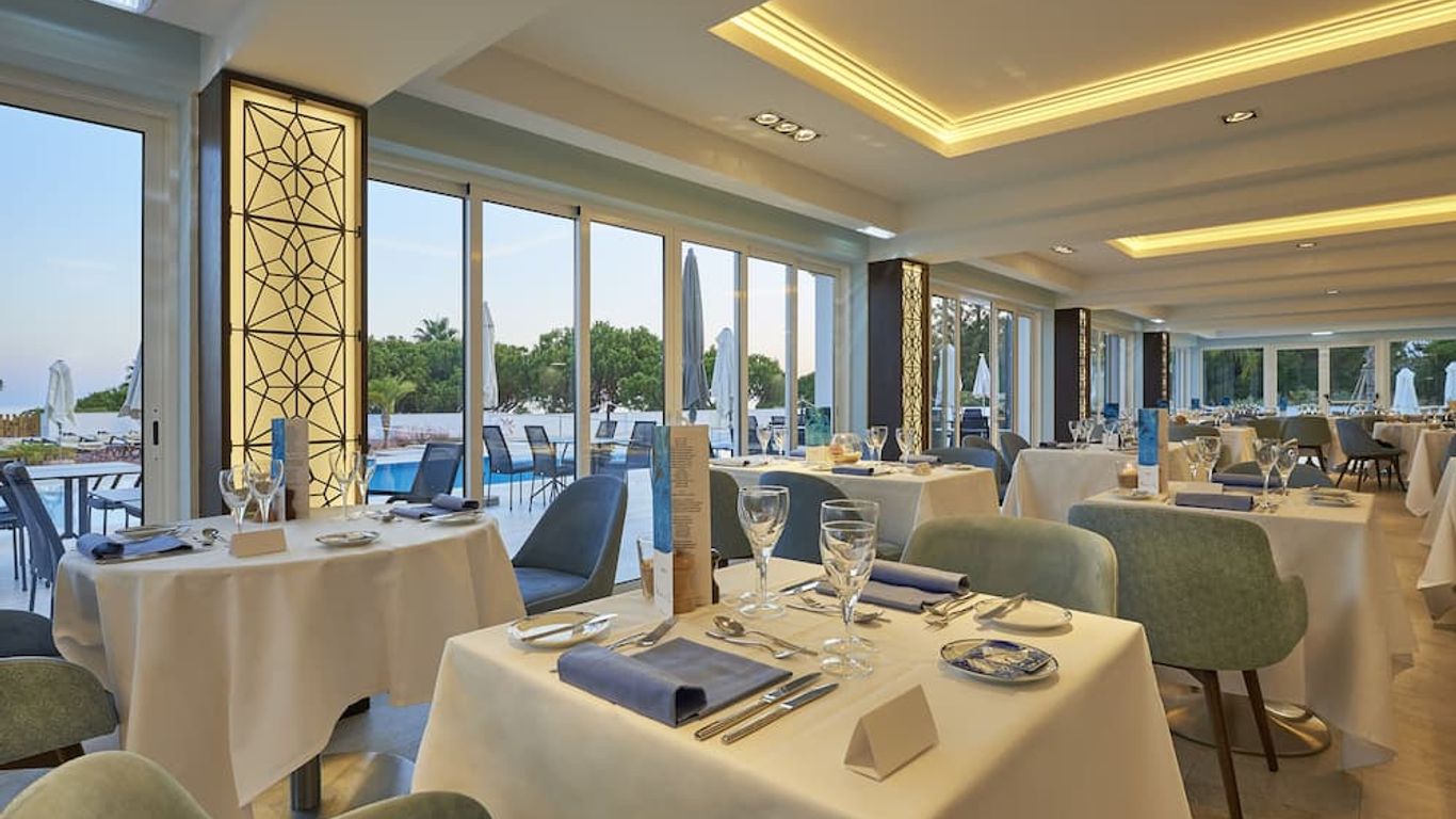 دونا فيليبا هوتل