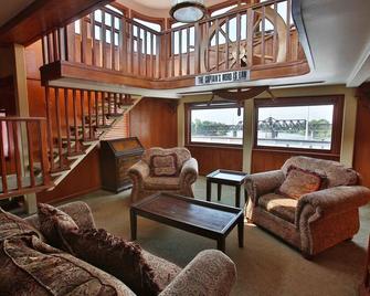 Delta King Hotel - סקרמנטו - סלון