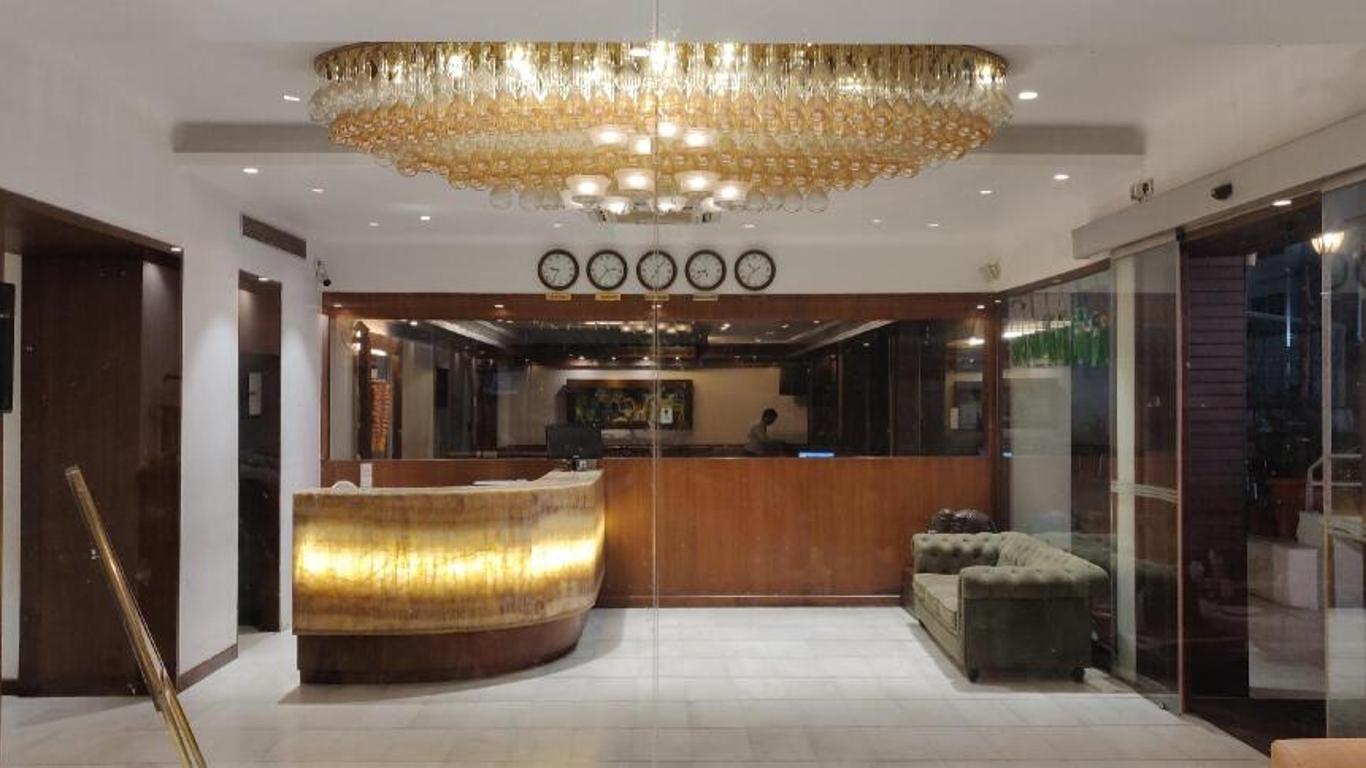 Townhouse Oak Hotel Surya Vadodara
