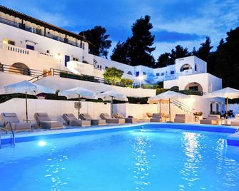 Theo Bungalows - Kriopigi - Pool