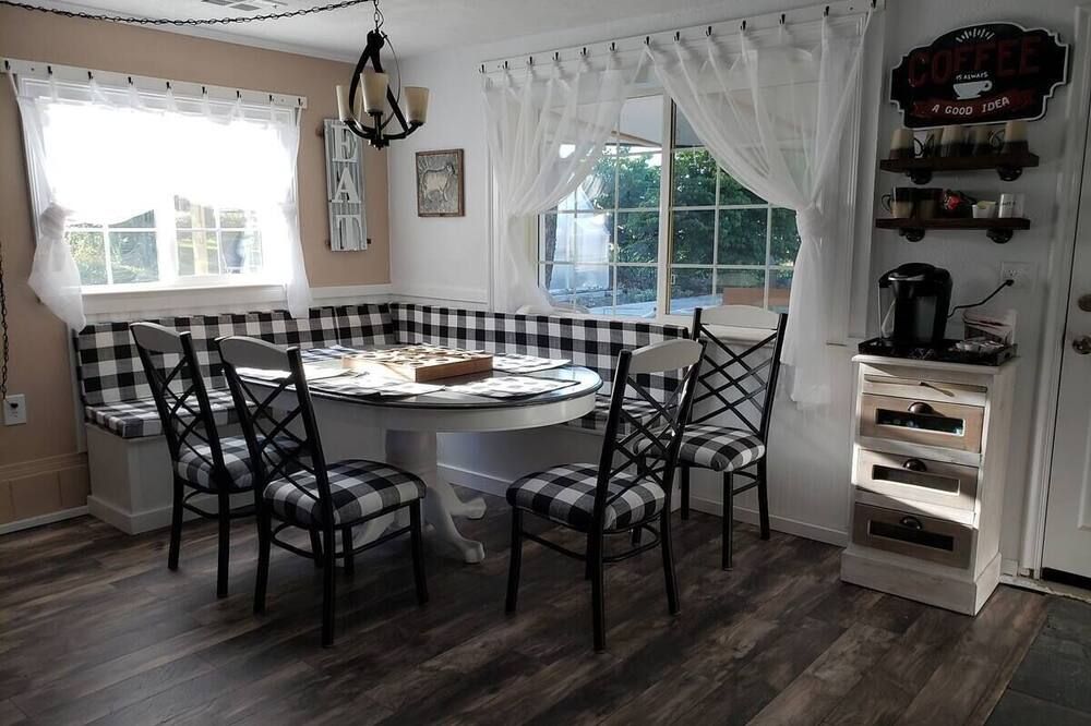 Langel Creek Ranch Guest House