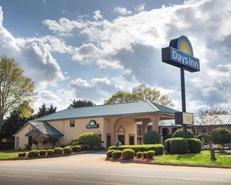 Days Inn by Wyndham Thomaston - Thomaston - Building