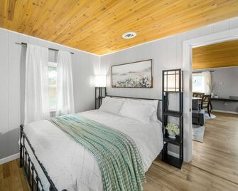 Summer Sale! Country Guesthouse near Waterparks and Birch Run Outlets - Bridgeport