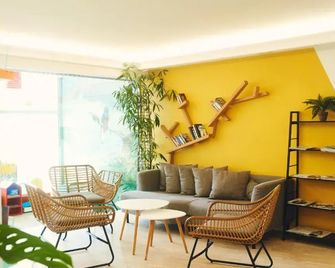 Hotel Le Quetzal - La Grande-Motte - Salon