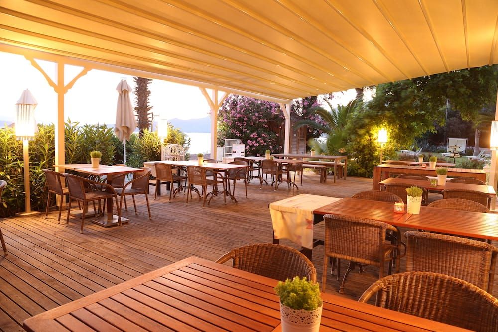 غولدن كي هيسارونو