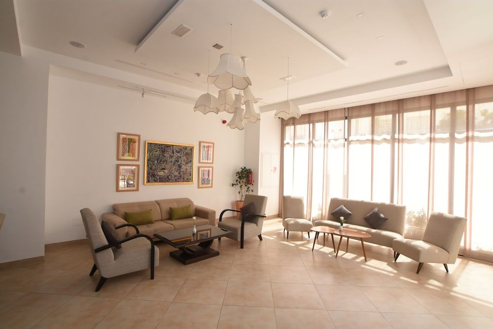 Downtown Tunis Hotel thumbnail 3