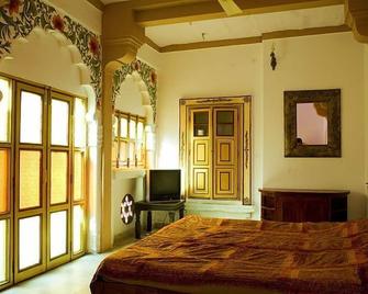 Krishna Prakash Heritage Haveli - Jodhpur - Bedroom