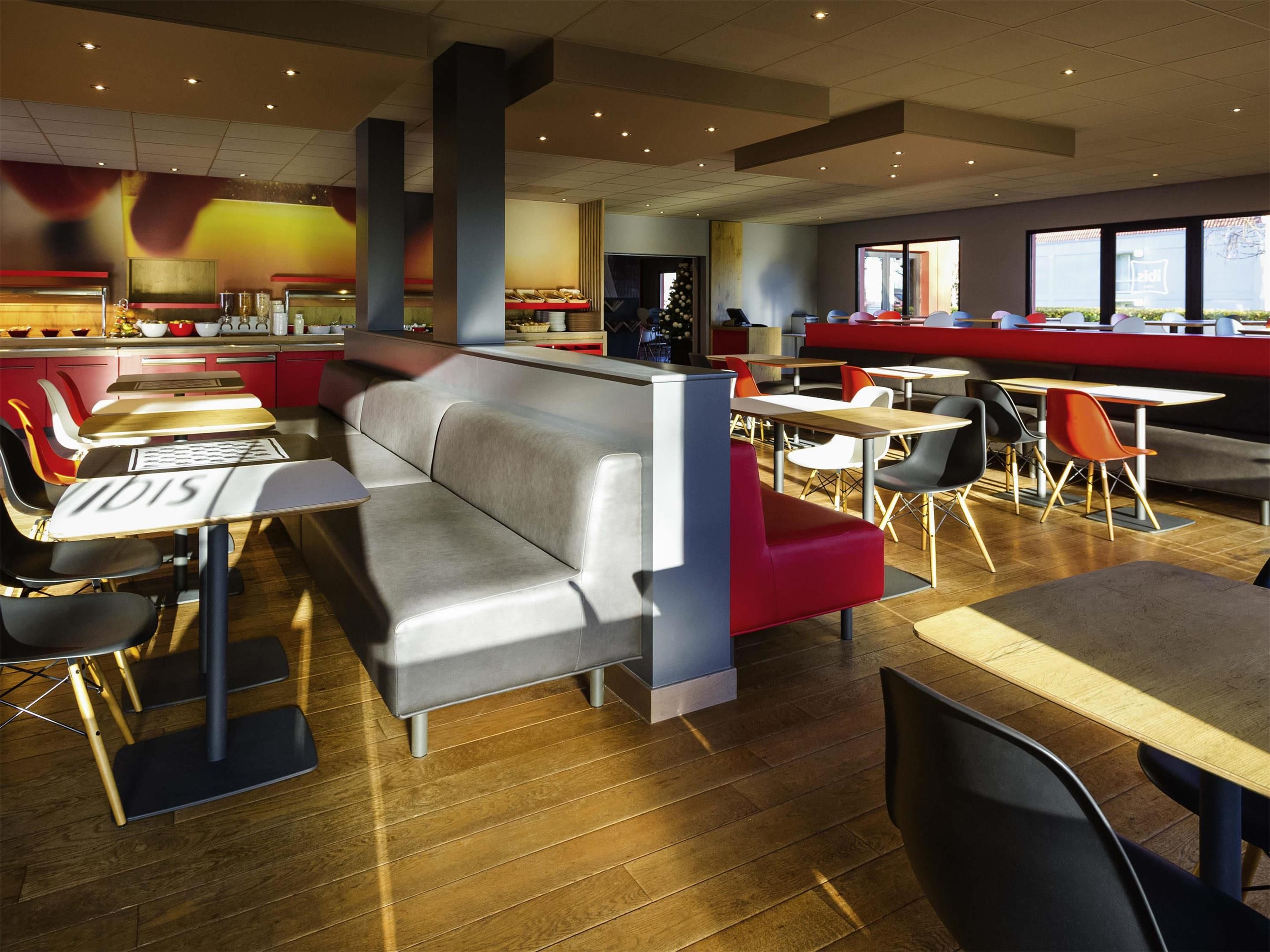 Ibis Brussels Airport thumbnail 3