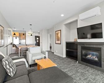 Black Rock Oceanfront Resort - Ucluelet - Vardagsrum