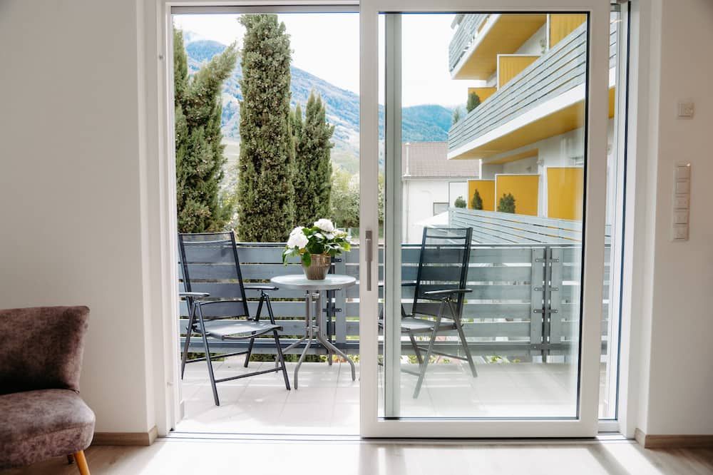Parkhotel Zur Linde - Silandro - Balcony