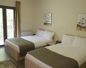 The Lodge Inn Hotel - Faraya - Bedroom