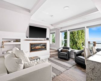 The Carriage House on Lake Superior I Lakeshore & Views I by Relax Open Air - Duluth - Sala de estar