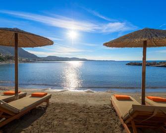 Sunrise Hotel - Pefki