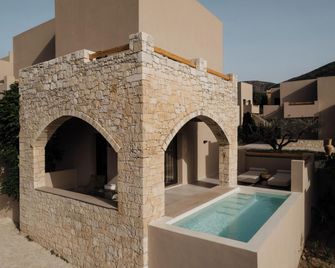 Momi Slow Living Hotel - Hersonissos