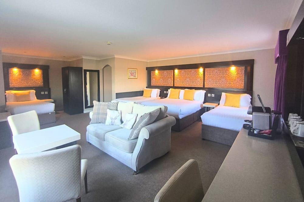 Flannery's Hotel - גולווי - חדר שינה