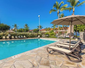 Delightful Ocean/Beach Front - Budget Friendly with AC in Both Bedrooms! - Kahaluu-Keauhou - Pool