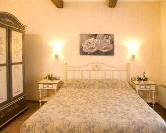 Agriturismo Le Cascatelle - Saturnia - Schlafzimmer