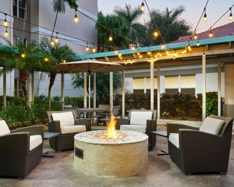 Residence Inn by Marriott Fort Lauderdale City of Plantation - Плантейшн - Патіо