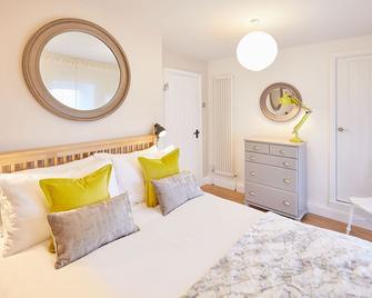 Host & Stay - The Old Dairy - Masham - Bedroom