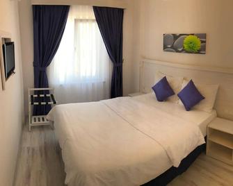 Mauna Hotel - Bozcaada - Bedroom