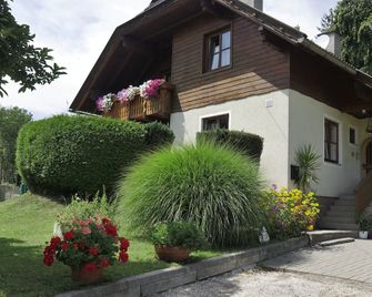 Out in the open, quiet, no traffic, close to the center - Portschach am Wörthersee - Gebäude