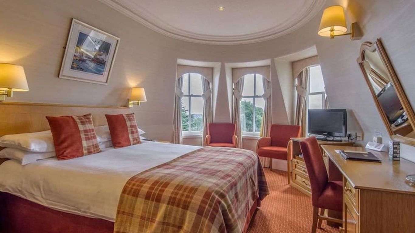 Atholl Hotel