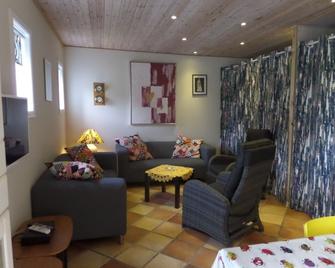 Rosengaard holiday apartment and B&B - Bramming - Sala de estar