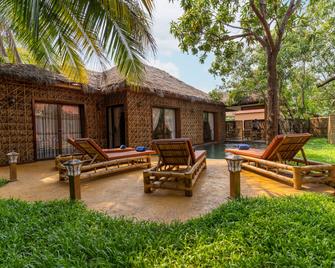 Authentic Khmer Village Resort - Siem Reap - Patio