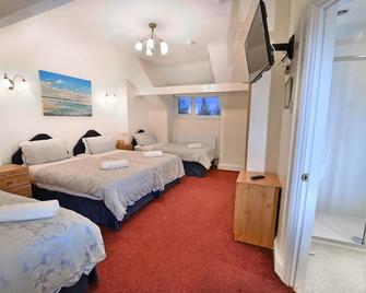 Linhill Guest House - Stratford-upon-Avon - Bedroom