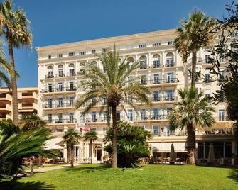 Hôtel Vacances Bleues Royal Westminster - Menton - Toà nhà