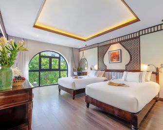 Qualia De Hôtel Hoi An - Rooftop Bar City View - Hoi An - Camera da letto