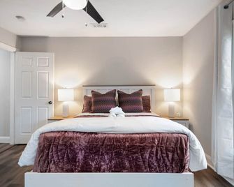 Cozy City Living Greenville - Easy Downtown Access - Greenville - Slaapkamer