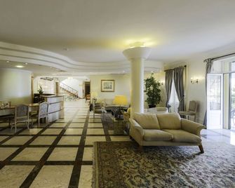 Quinta Bela Sao Tiago - Funchal - Lobby