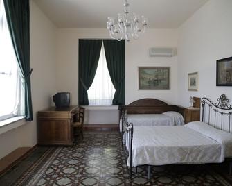 Villa Santa Maria - Marina di Gioiosa Ionica - Bedroom
