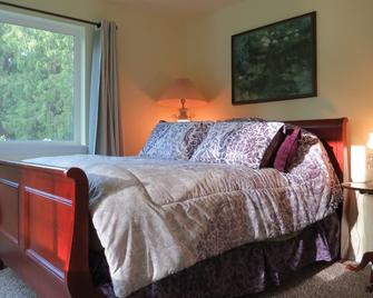 5 Acres of Solitude, a Restful Place To Rejuvenate, Winter Or Summer - Clinton - Habitación