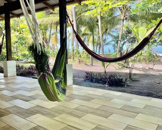 Casa turtle Bogue - Tortuguero - Patio