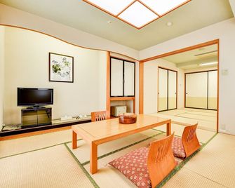 Spatio Kobuchizawa - Hokuto - Dining room