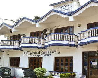 روفلز بيتش ريزورت - كاندوليم - مبنى