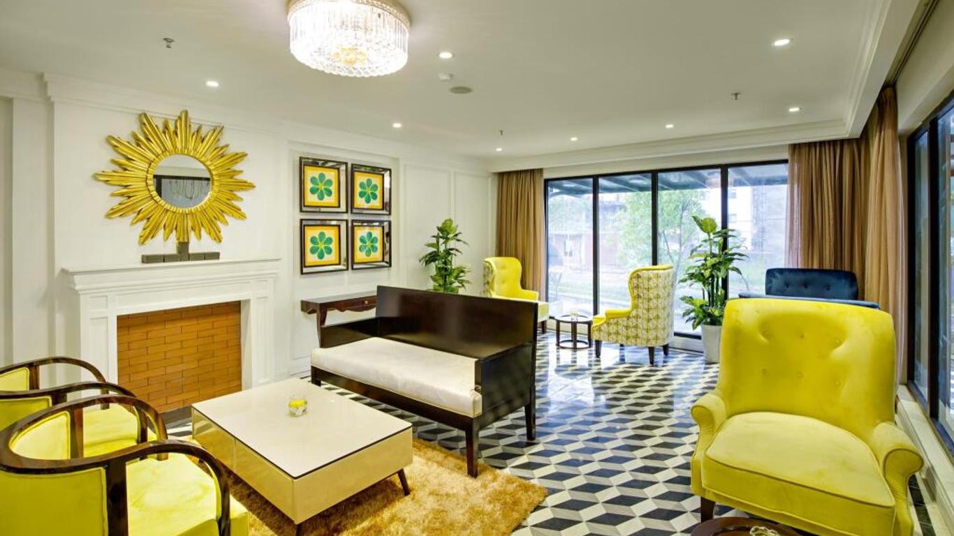 The Herriott Hotel & Suite Danang