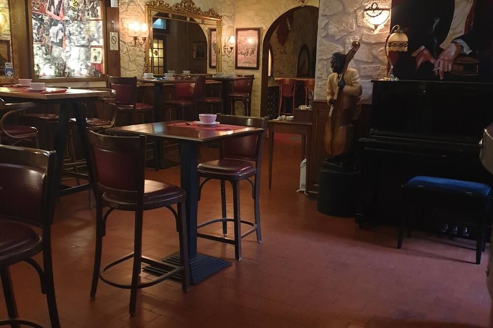 هوتل دو إيكو