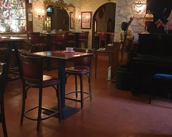 Hôtel de l'Ecu - Saint-Amand-Montrond - Bar