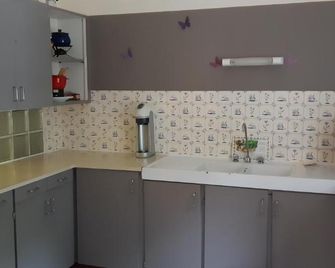 Maison 10 personnes Chez Perrine et Nicolas - La Bourboule - Kuchyň